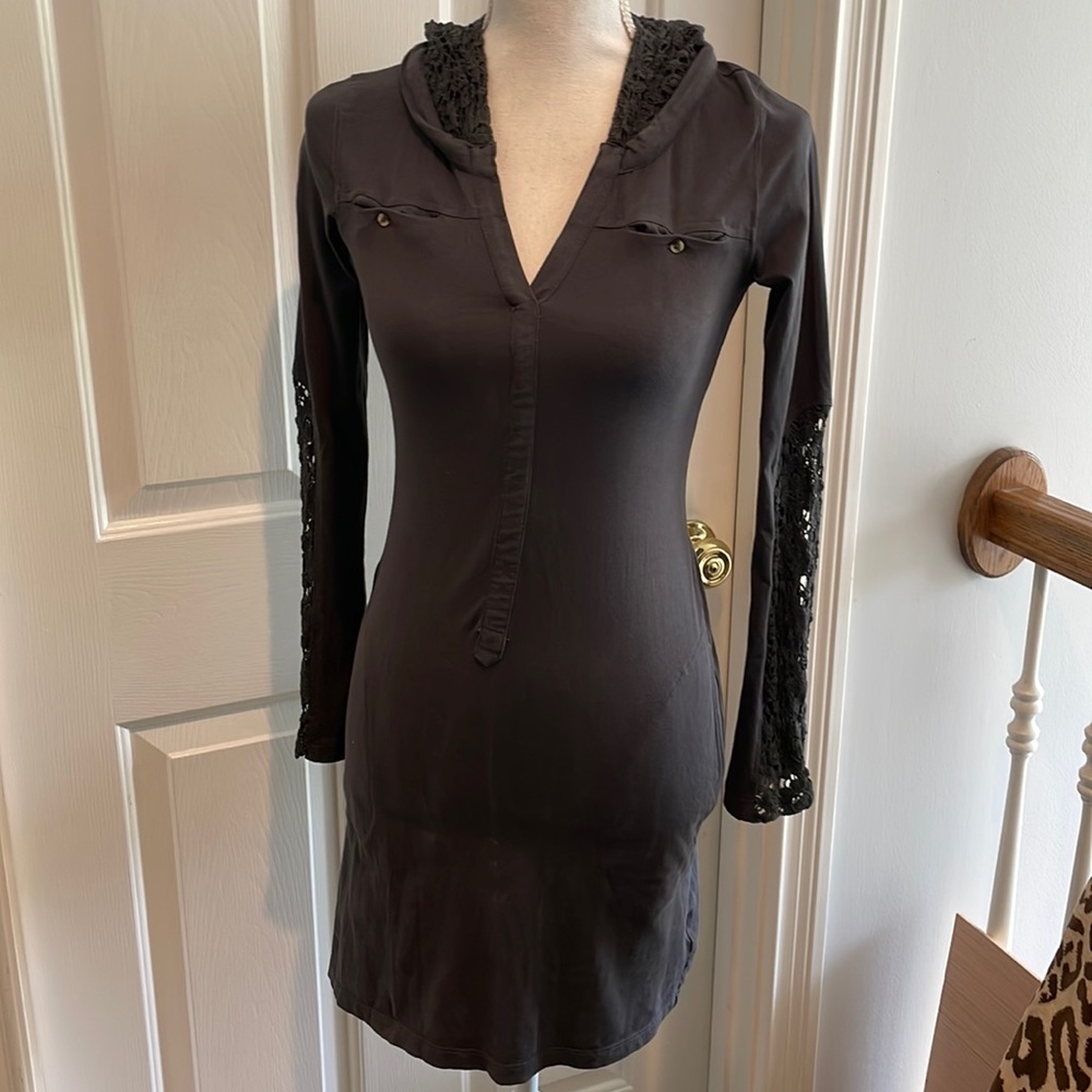 Athleta Charcoal Bodycon Dress w/ Partial Lace Sleeves & Lace Hood